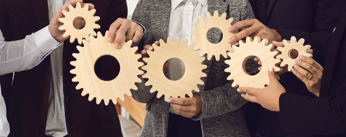 Warum sollten Sie digitale Nomaden einstellen und wie Sie sie anziehen können