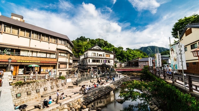 Yumura Onsen und 6 Touristenplätze in der charmanten neuen Stadt in Onsen