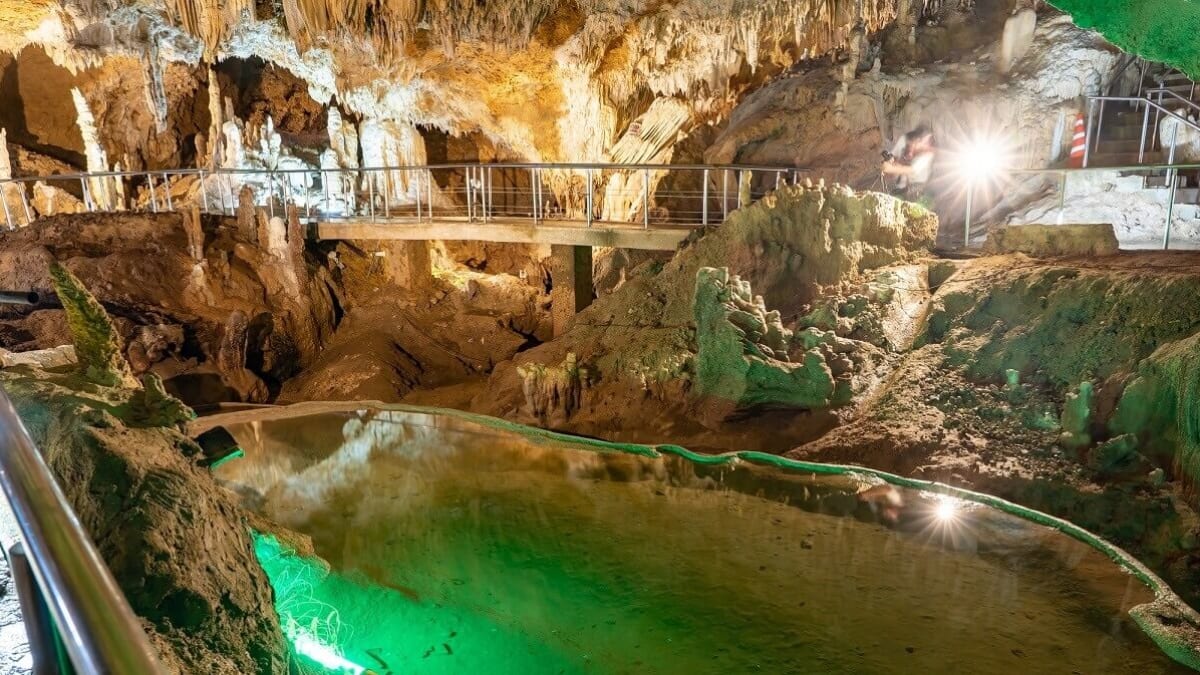 Erleben Sie die fantastische Underground 