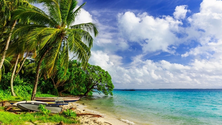 Wenn es Souvenirs von Kiribati sind, dann ist es das! Weihnachtsinsel Salz, schöne Briefmarken und Postkarten