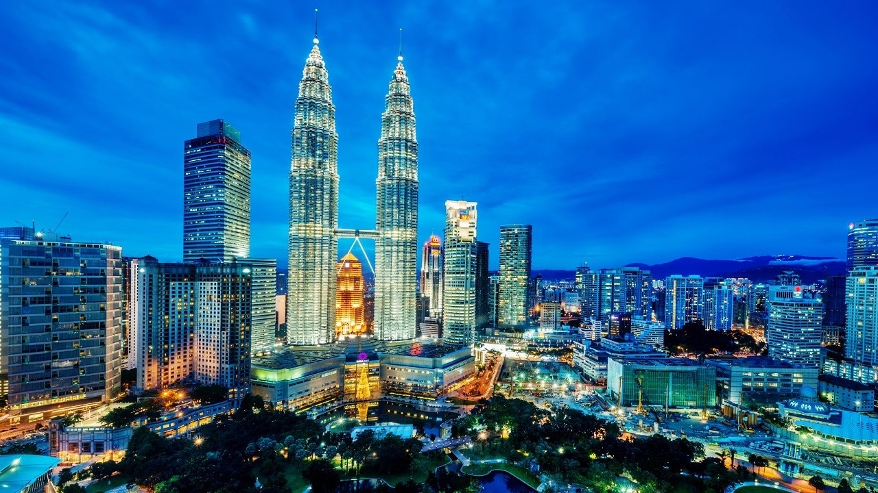 Ein kompletter Leitfaden zu Kuala Lumpurs Night View Spot, die Petronas Twin Towers!