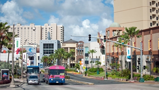 Einführung, wie man den Shuttlebus vom internationalen Flughafen Guam benutzt!