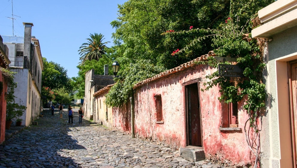 Die Atmosphäre des mittelalterlichen Europas! Das historische Viertel von Colonia del Sacramento