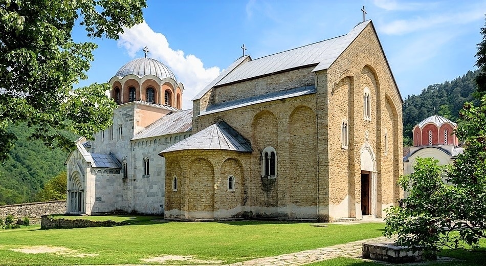 Weltkulturerbe Sites Serbiens! Eine Reise durch bezaubernde alte Ruinen und mittelalterliche Architektur