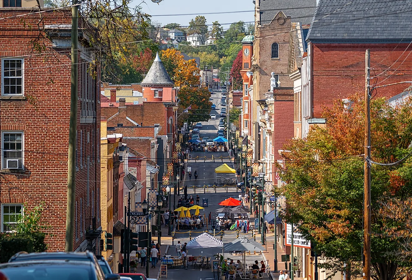 10 Hauptstraßen, in denen Virginia lebendig wird