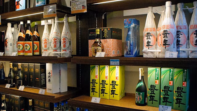 Ein Muss für Sake-Liebhaber! 6 lokale Awamori von der Insel Miyako, die Sie ausprobieren möchten