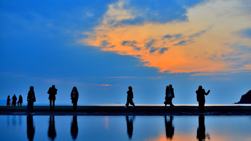Besuchen wir „Chichibugahama“, einen malerischen Ort, der wegen seiner fotogenen Anziehungskraft immer beliebter wird!