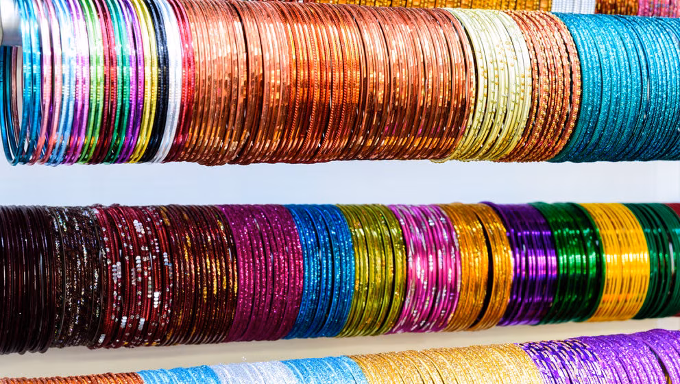 Lasst uns in Little India Accessoires im indischen Stil kaufen! 5 empfehlenswerte Shops