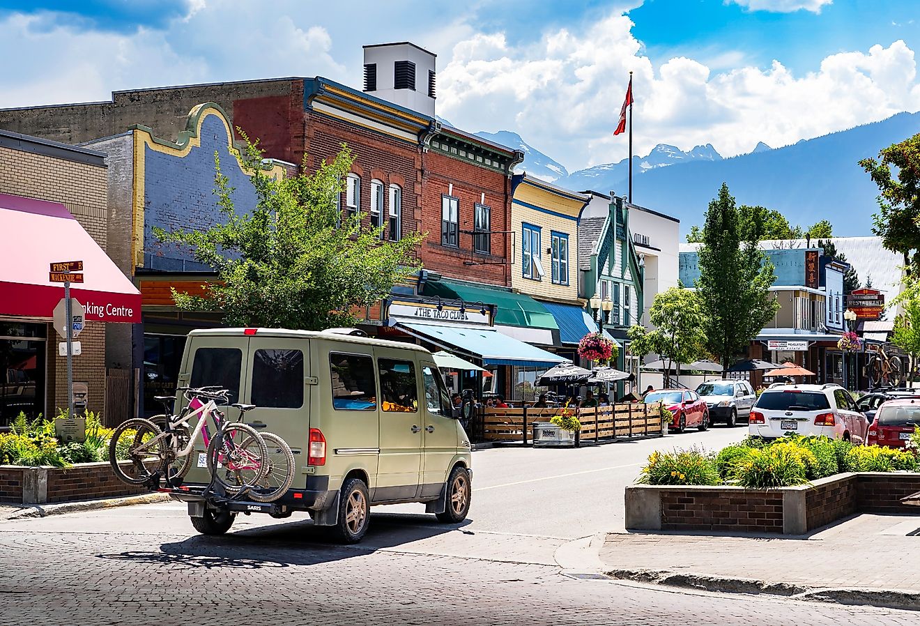 9 ungewöhnliche Städte in British Columbia, die man besuchen sollte