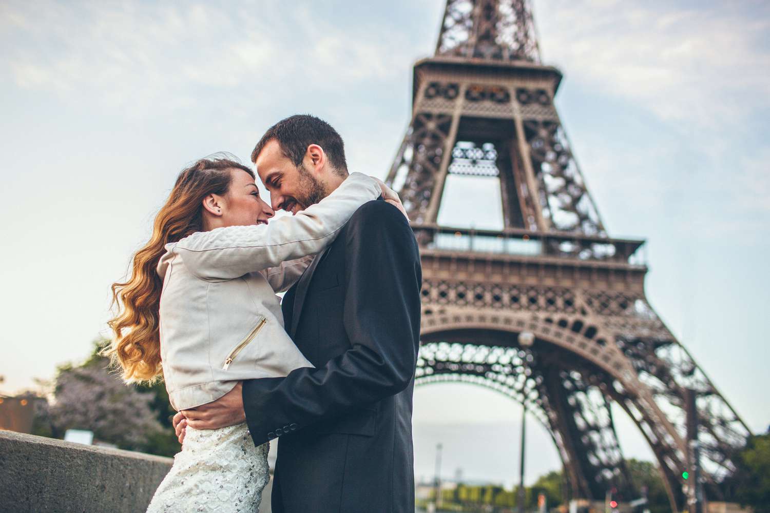 Wie man eine Flitterwochen in Paris plant