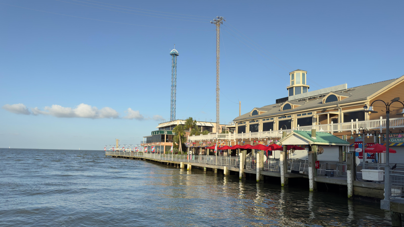Im Jahr 2027 entsteht am Kemah Boardwalk in Texas ein einzigartiger, neuer Wasserpark im Piraten-Stil