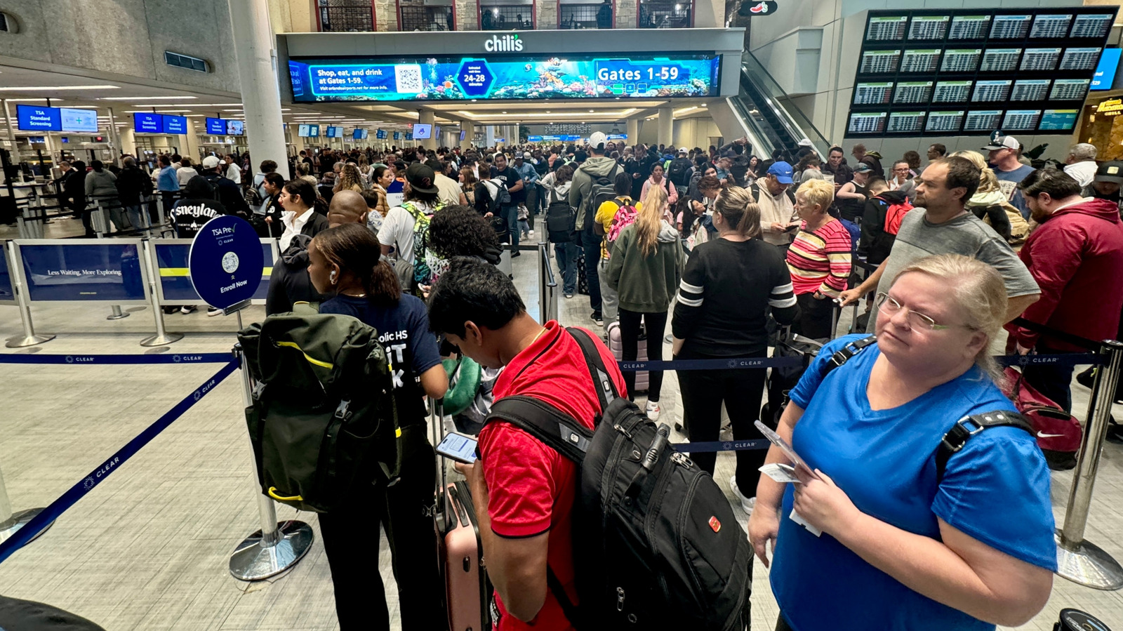 Vermeiden Sie lange TSA-Warteschlangen auf Reisen in diesem Sommer mit diesem wenig bekannten Flughafen-Hack