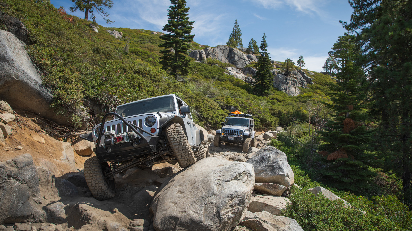 Kaliforniens wichtigster Trail in der Sierra Nevada ist ein episches Sommer-Offroad-Reiseziel