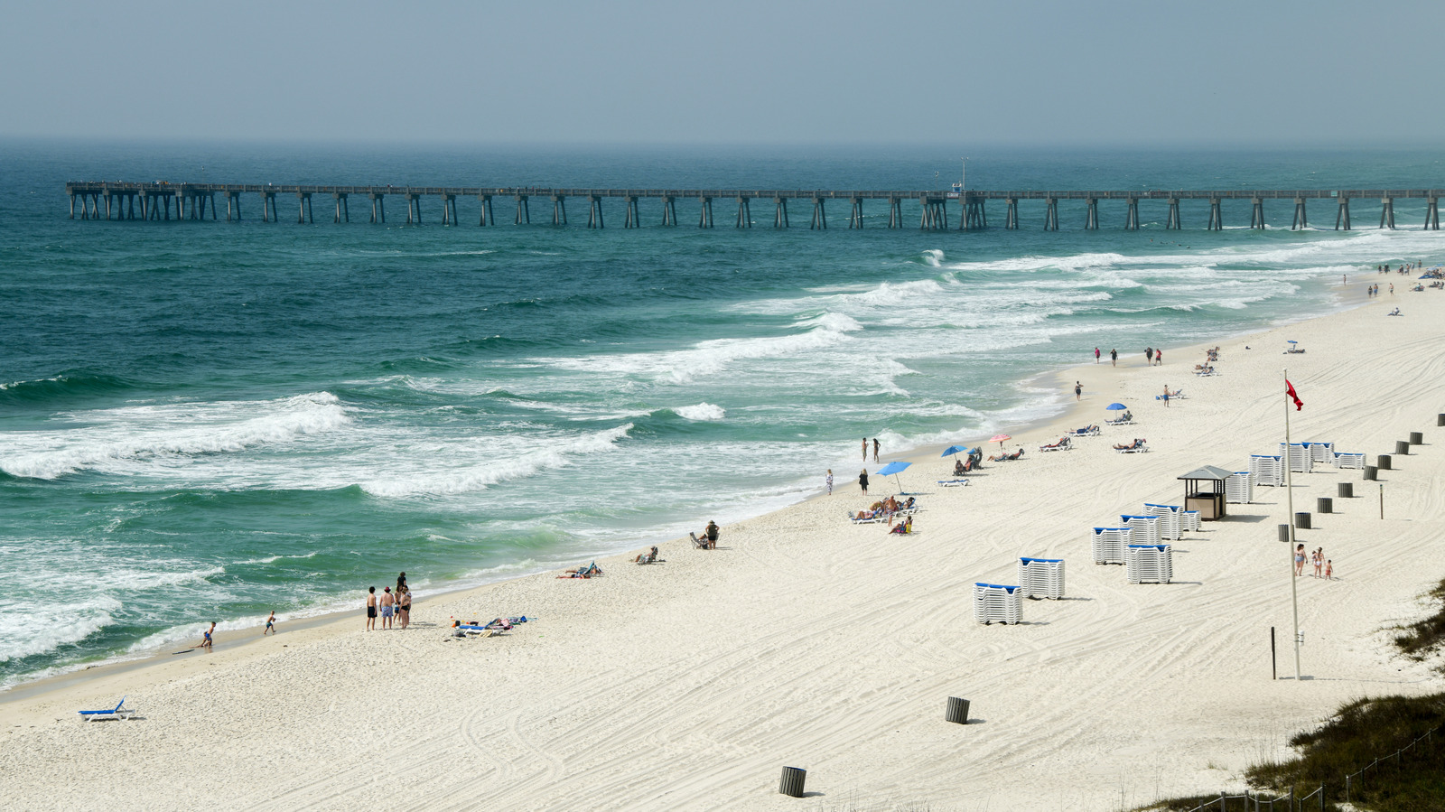 Floridas begehrte Strandstadt verhängt eine Geldstrafe von 500 US-Dollar wegen Verstoßes gegen diese Schwimmregel