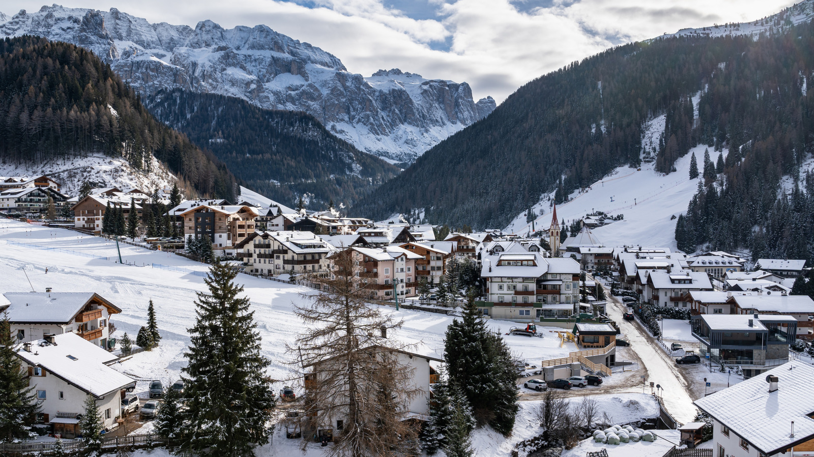 Italiens höchstgelegenes Dorf in den Dolomiten ist perfekt für einen Skiausflug im Winter