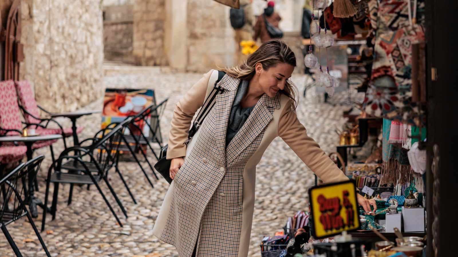 Sparen Sie Geld bei europäischen Souvenirs mit dem einfachen Einkaufstipp von Rick Steves