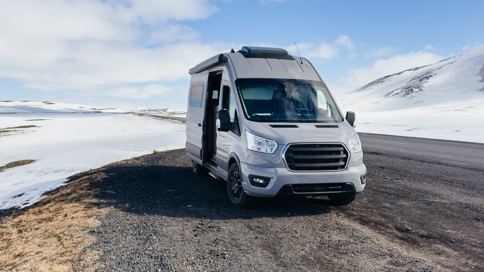 Bleiben Sie beim Camping mit dem Auto warm mit diesem einfachen DIY-Hack für kaltes Wetter