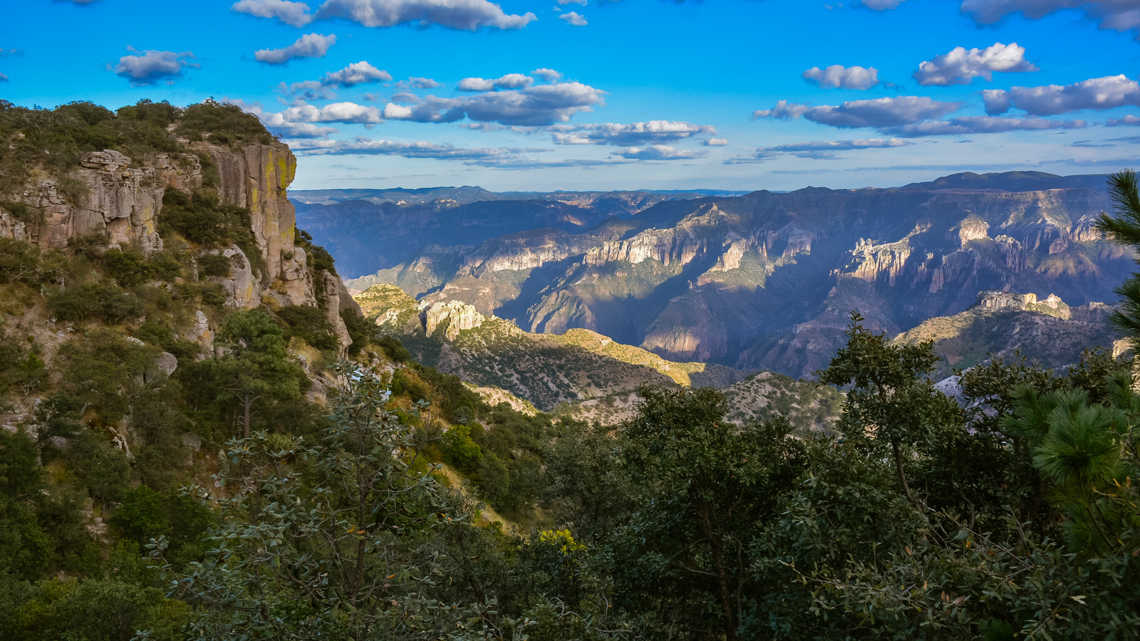 Der „Grand Canyon von Mexiko“ bietet einen abenteuerlichen Bergurlaub
